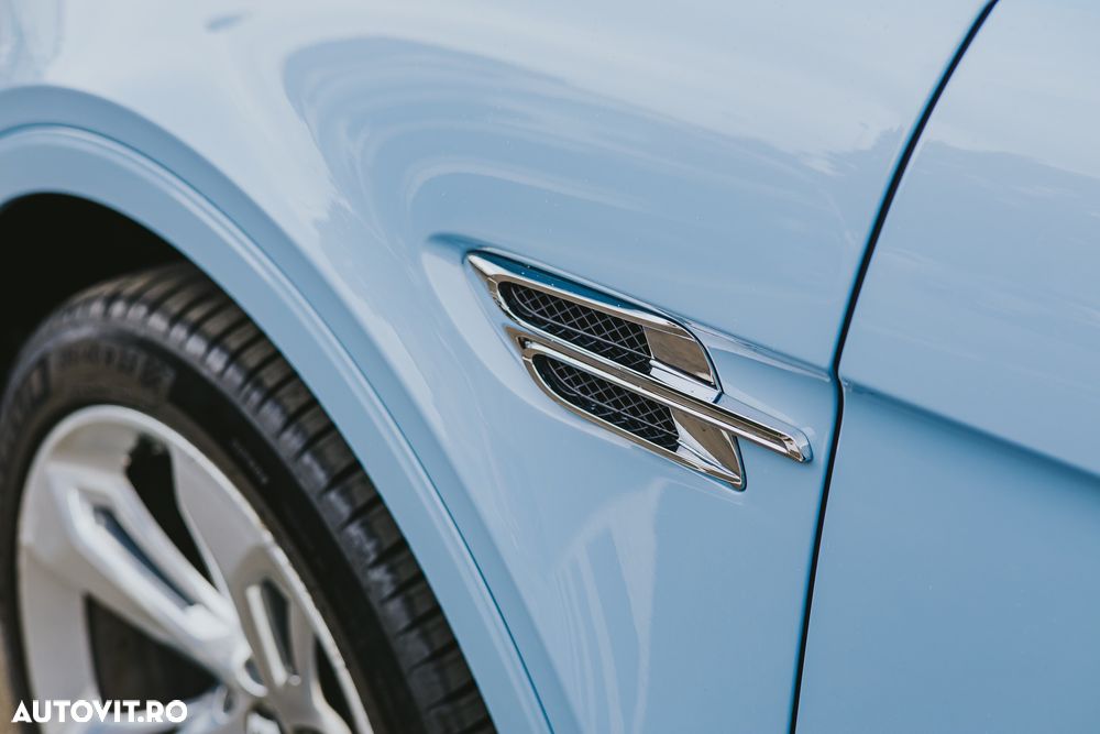 Bentley Bentayga - 9
