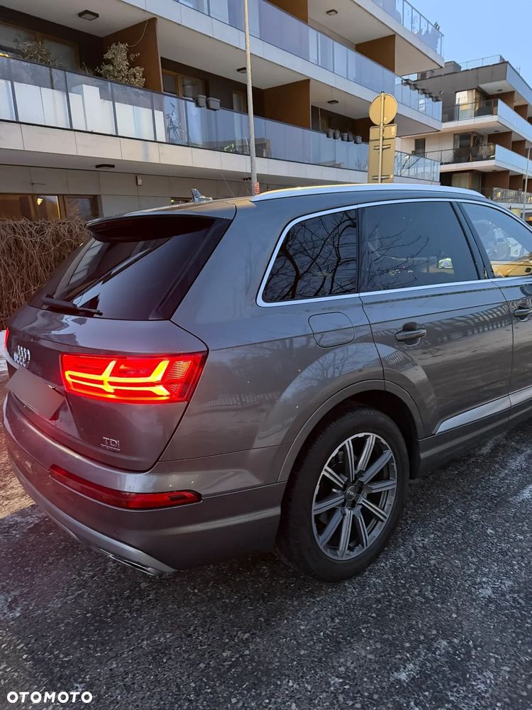 Audi Q7 - 6