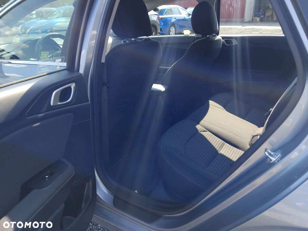 Kia Ceed 1.5 T-GDI M - 23