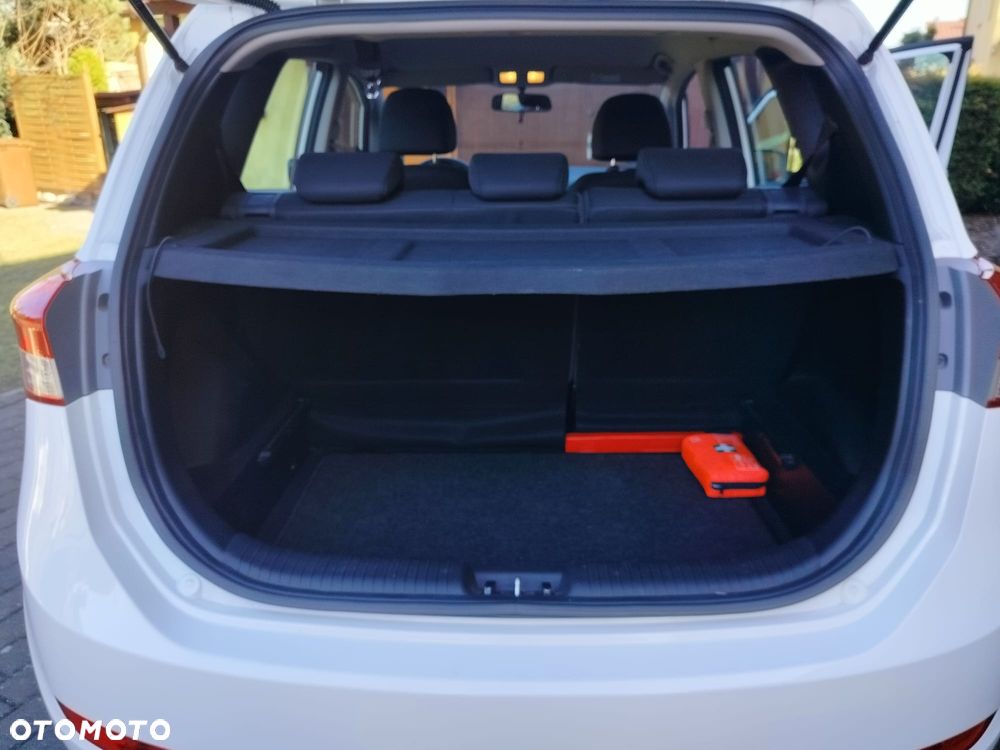 Hyundai ix20 1.4 CRDi Classic + - 6