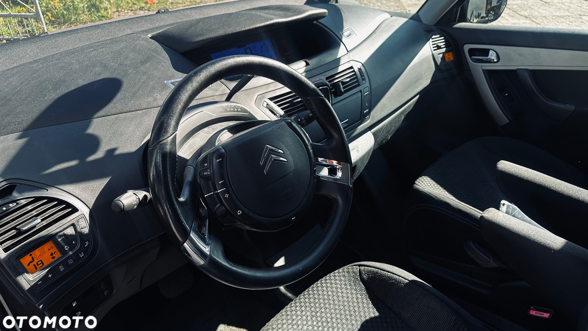 Citroën C4 Picasso - 12