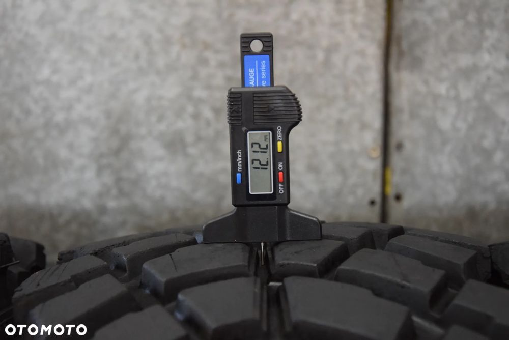 OPONA OPONY KOMPLET 31/10.5/15 - 13