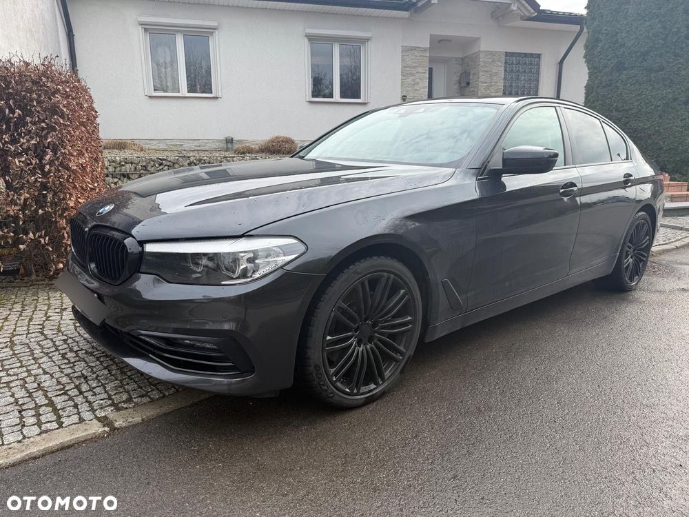 BMW Seria 5 530d Sport Line - 2