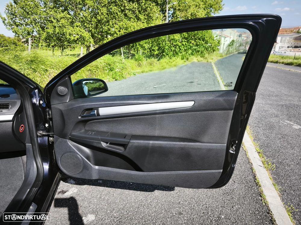 Opel Astra GTC 1.3 CDTI - 14