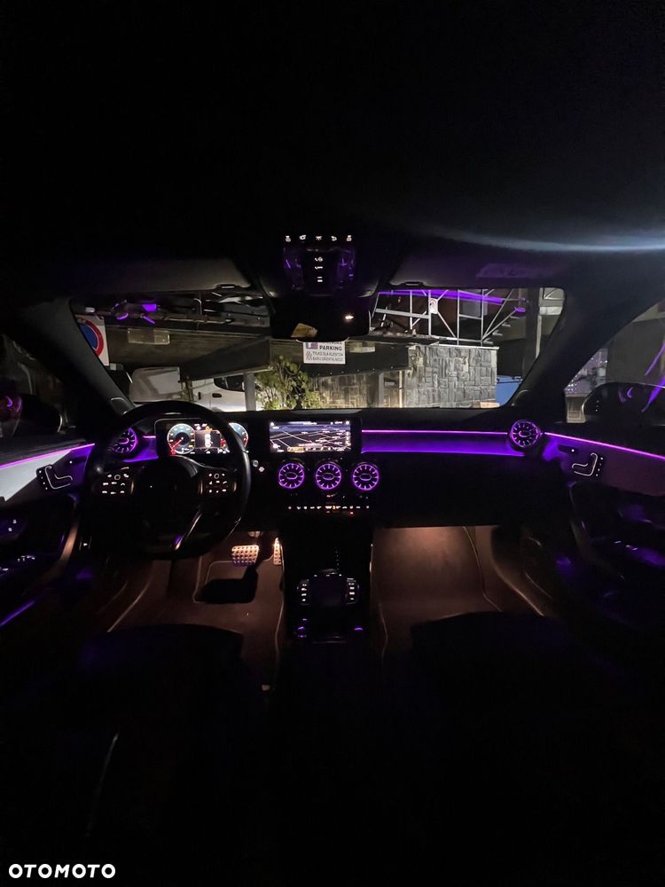 Mercedes-Benz CLA 250 4-Matic AMG Line 7G-DCT - 22