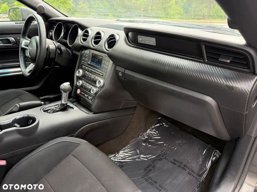 Ford Mustang 3.7 V6 - 27