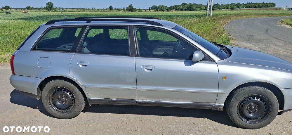 Audi A4 Avant - 4