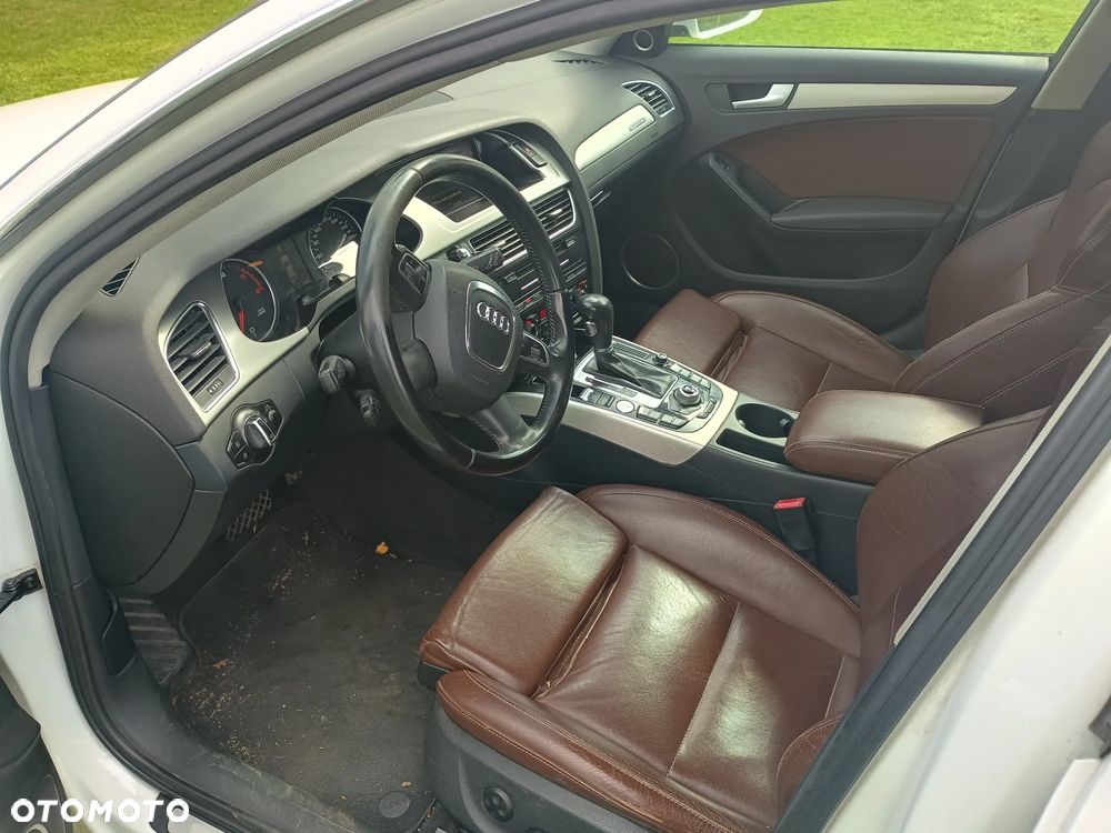 Audi A4 Allroad 3.0 TDI DPF S tronic - 9