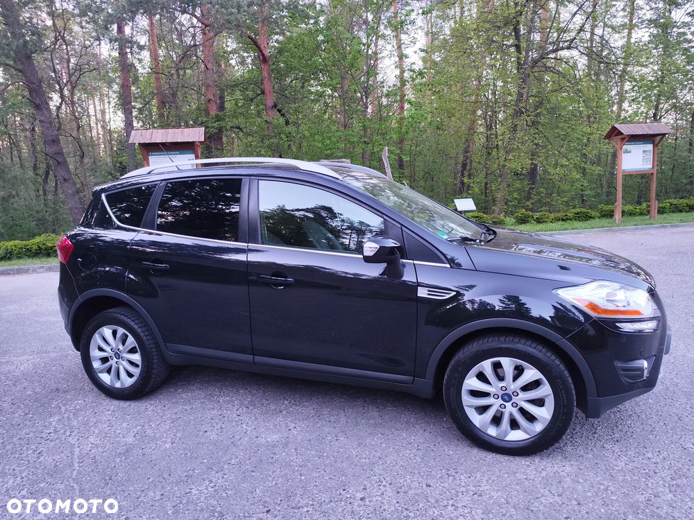 Ford Kuga 2.0 TDCi 4x4 Titanium - 22