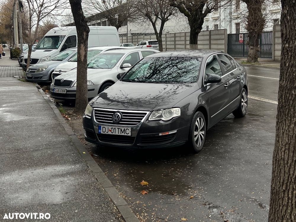Volkswagen Passat 1.9 TDI Highline - 8