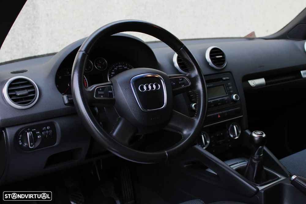 Audi A3 Cabrio 1.6 TDi Sport - 5