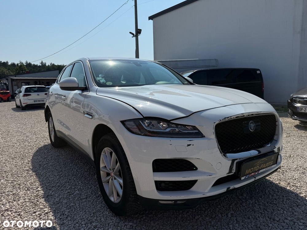 Jaguar F-Pace - 3
