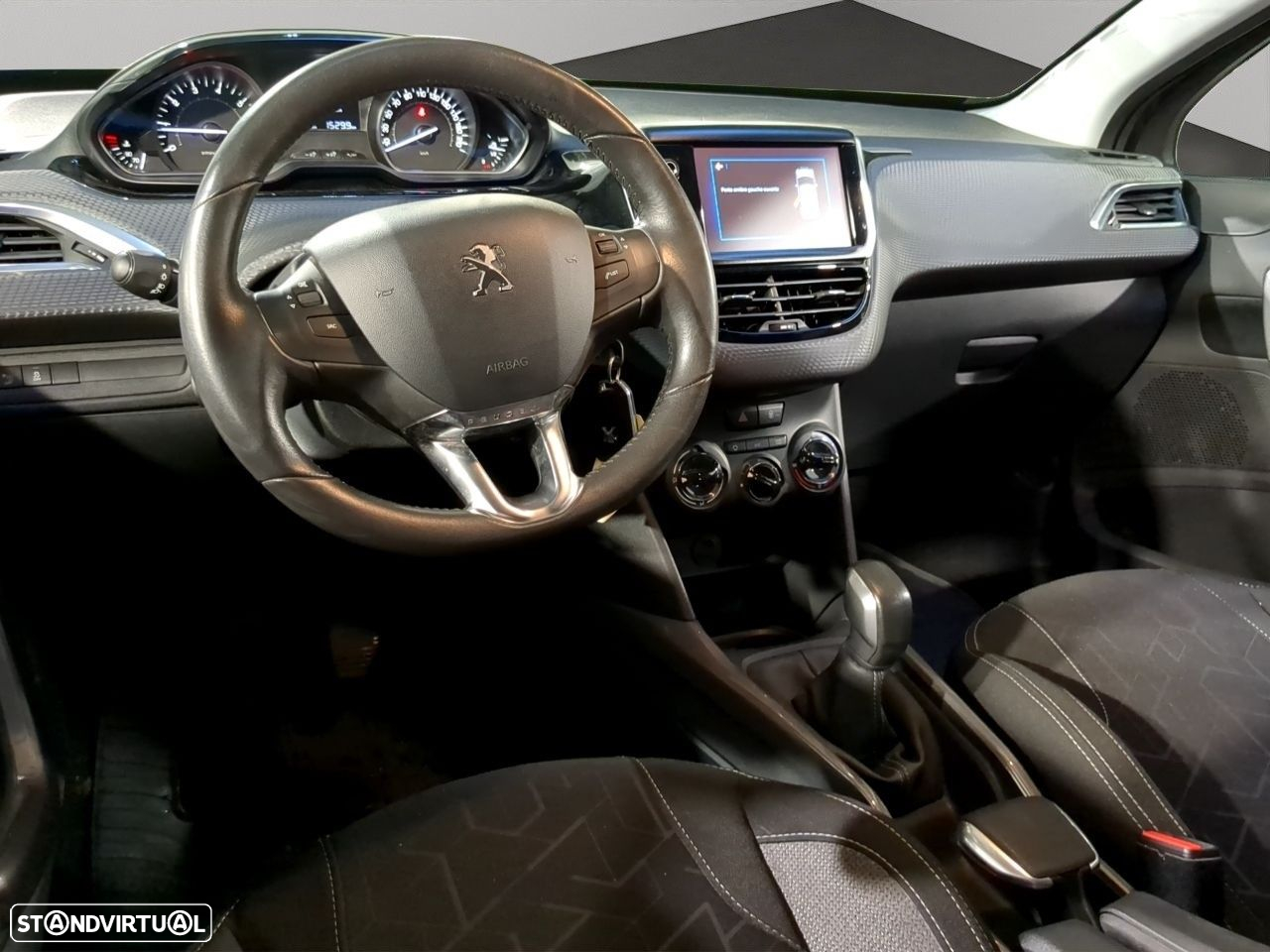 Peugeot 2008 1.2 PureTech Style - 11