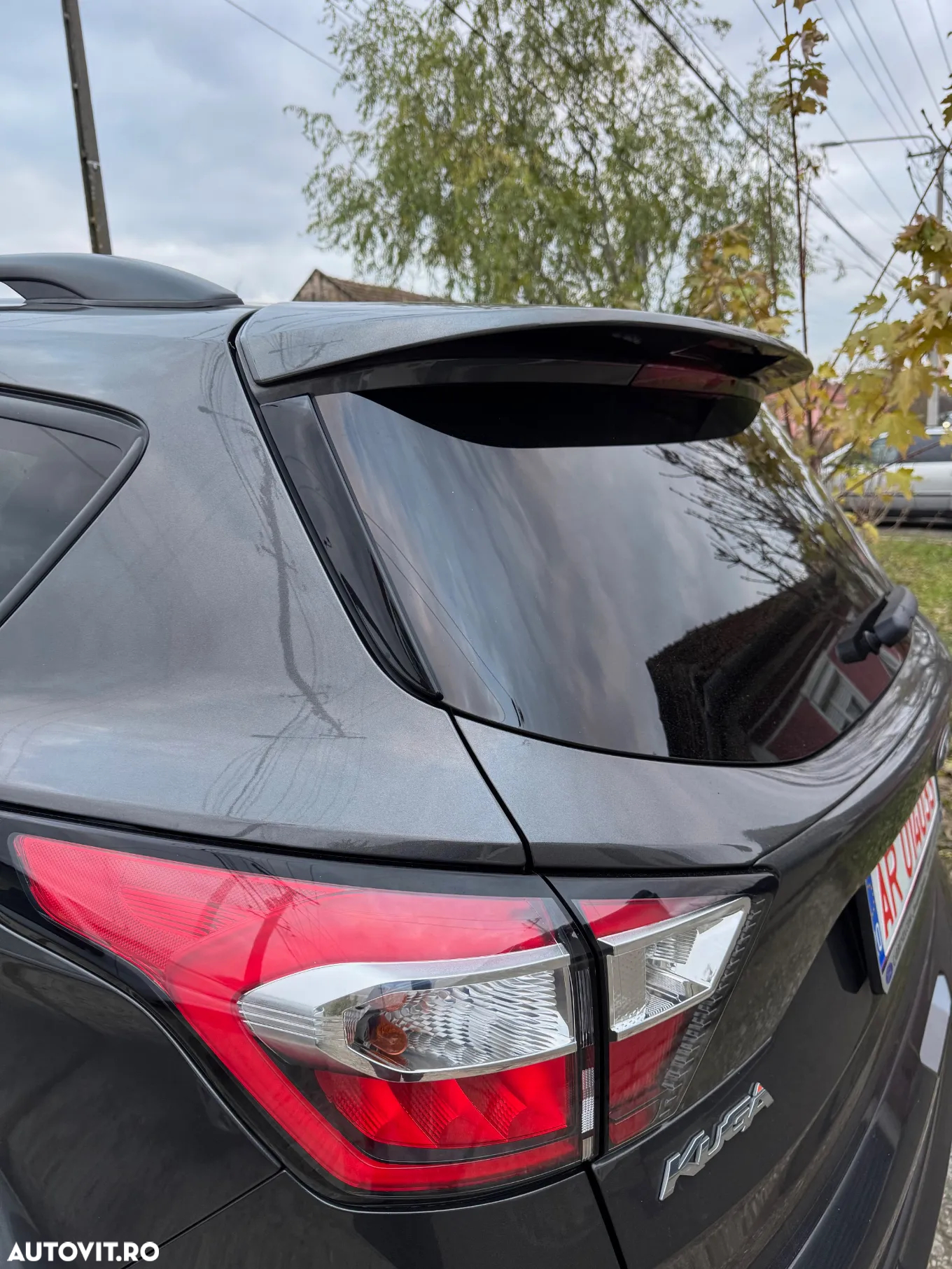 Ford Kuga 1.5 EcoBoost 2x4 ST-Line - 29