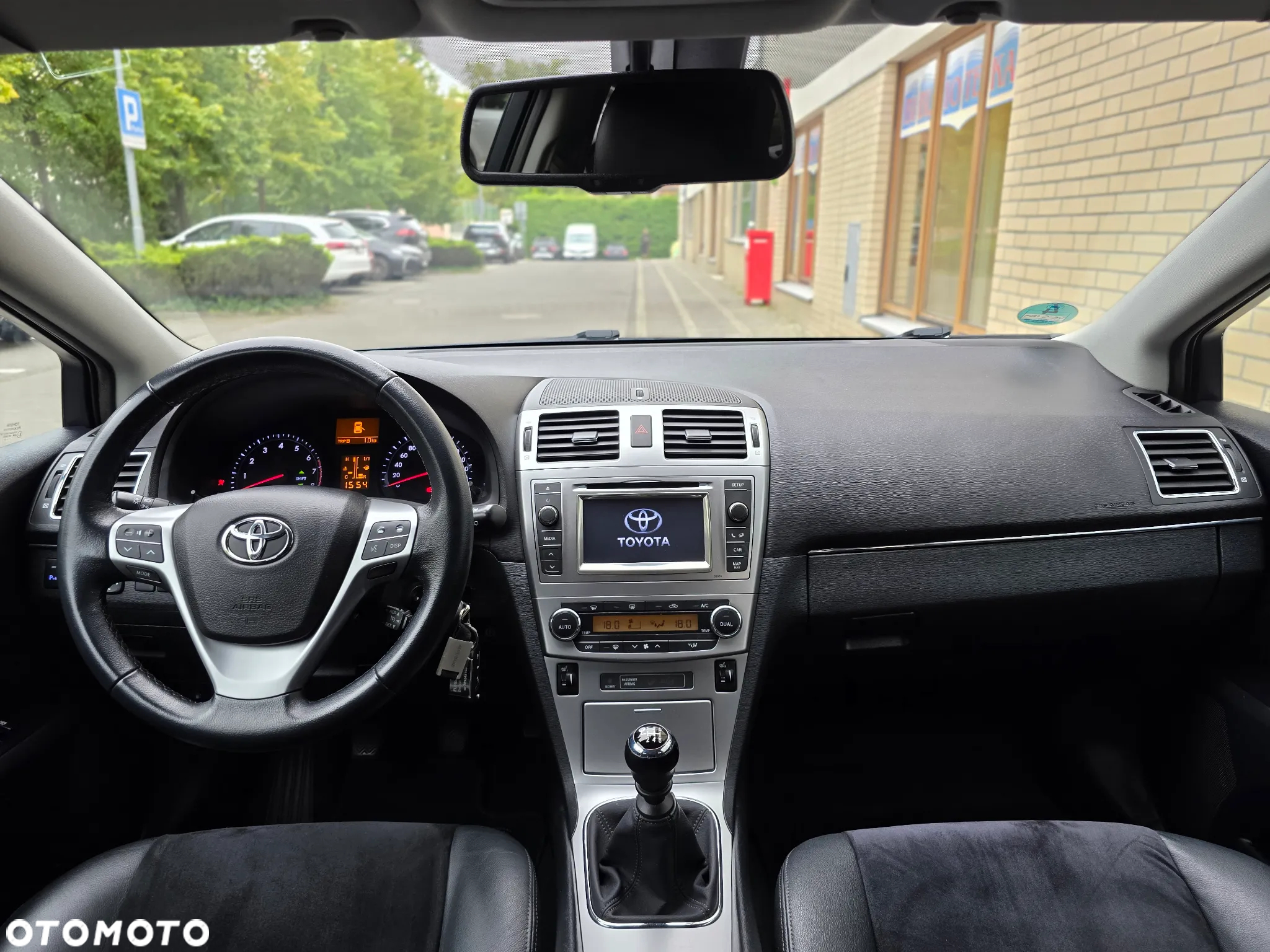 Toyota Avensis 1.8 Business Edition - 27