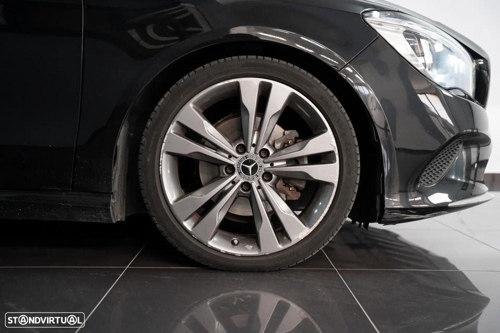 Mercedes-Benz CLA 200 d 7G-DCT Urban - 5