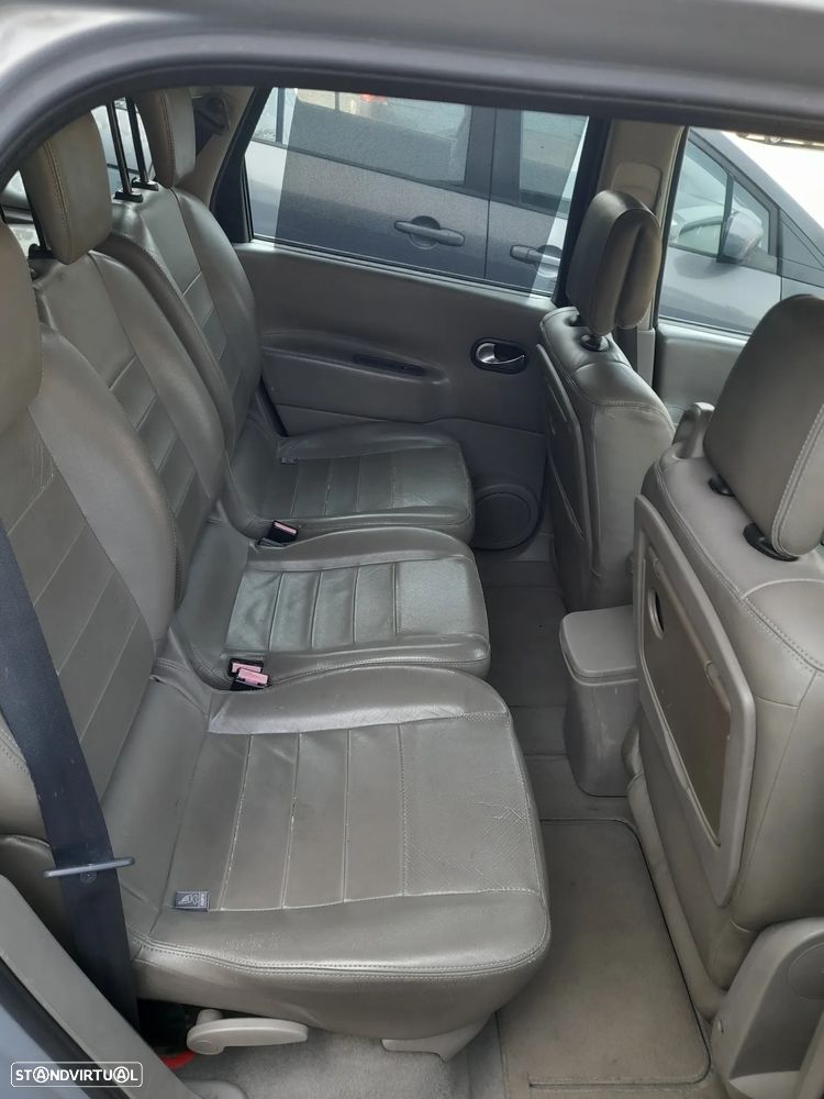 Renault Grand Scénic 1.5 dCi Dynamique Luxe - 9