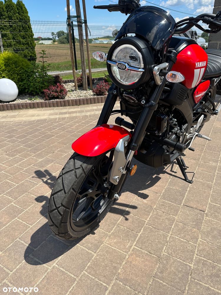 Yamaha XSR - 1