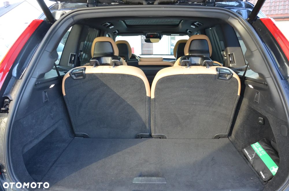 Volvo XC 90 T8 AWD Twin Engine Geartronic Inscription - 18