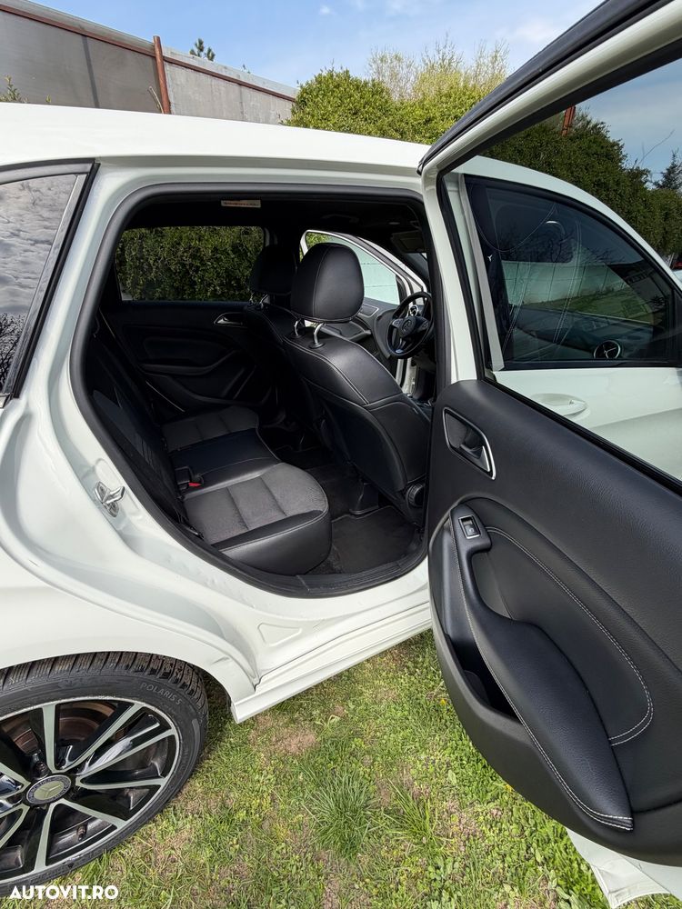 Mercedes-Benz B 180 d 7G-DCT Urban - 14