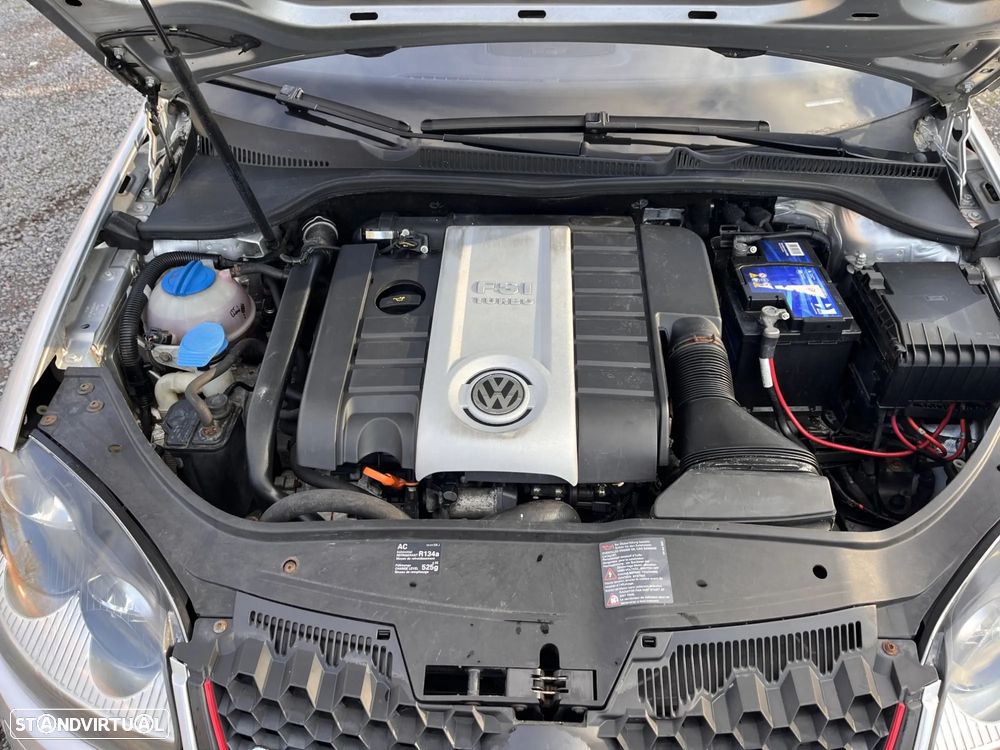 VW Golf 2.0 GTI - 12