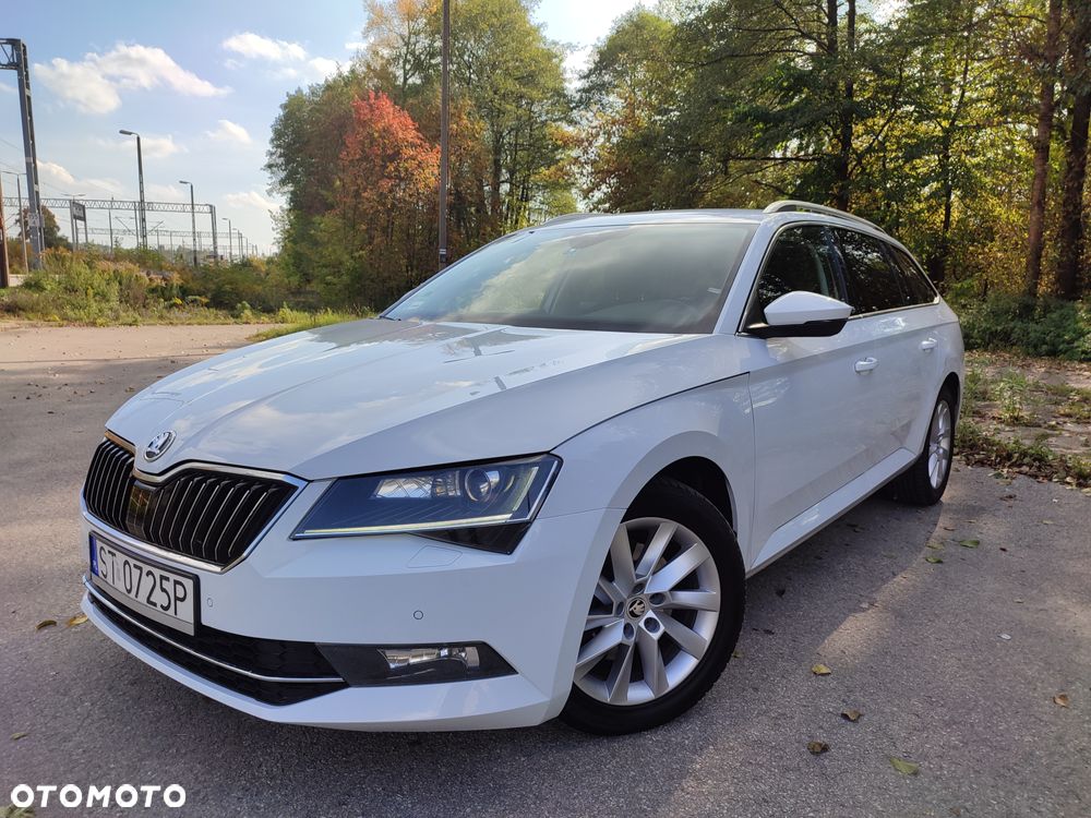 Skoda Superb 2.0 TDI L&K DSG - 2
