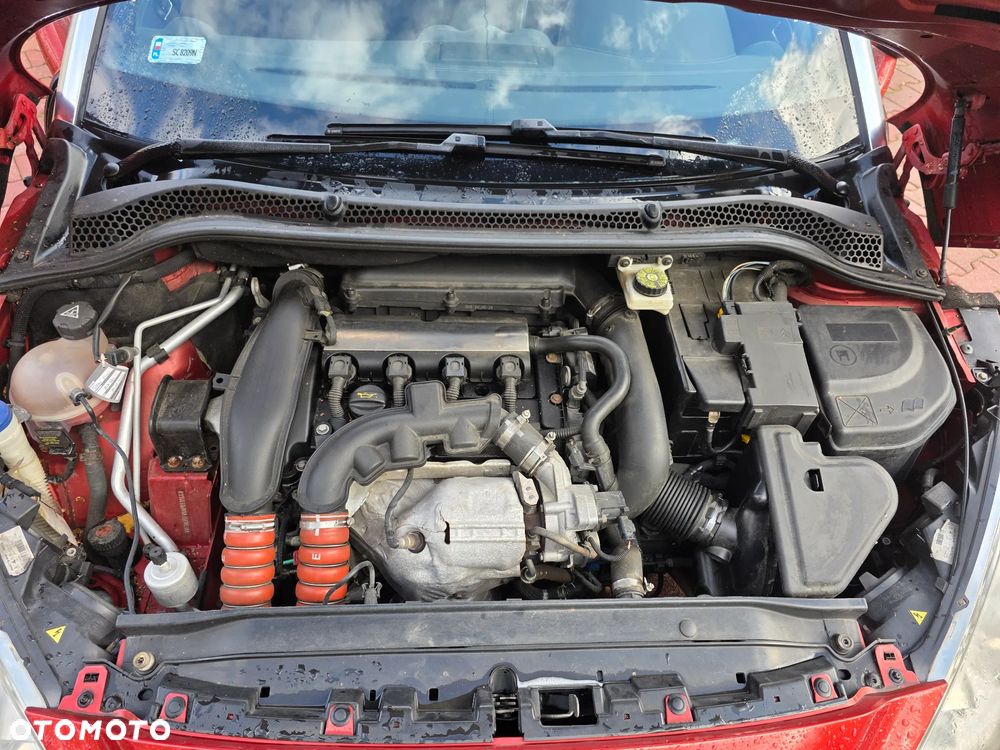 Peugeot RCZ 1.6 THP - 23