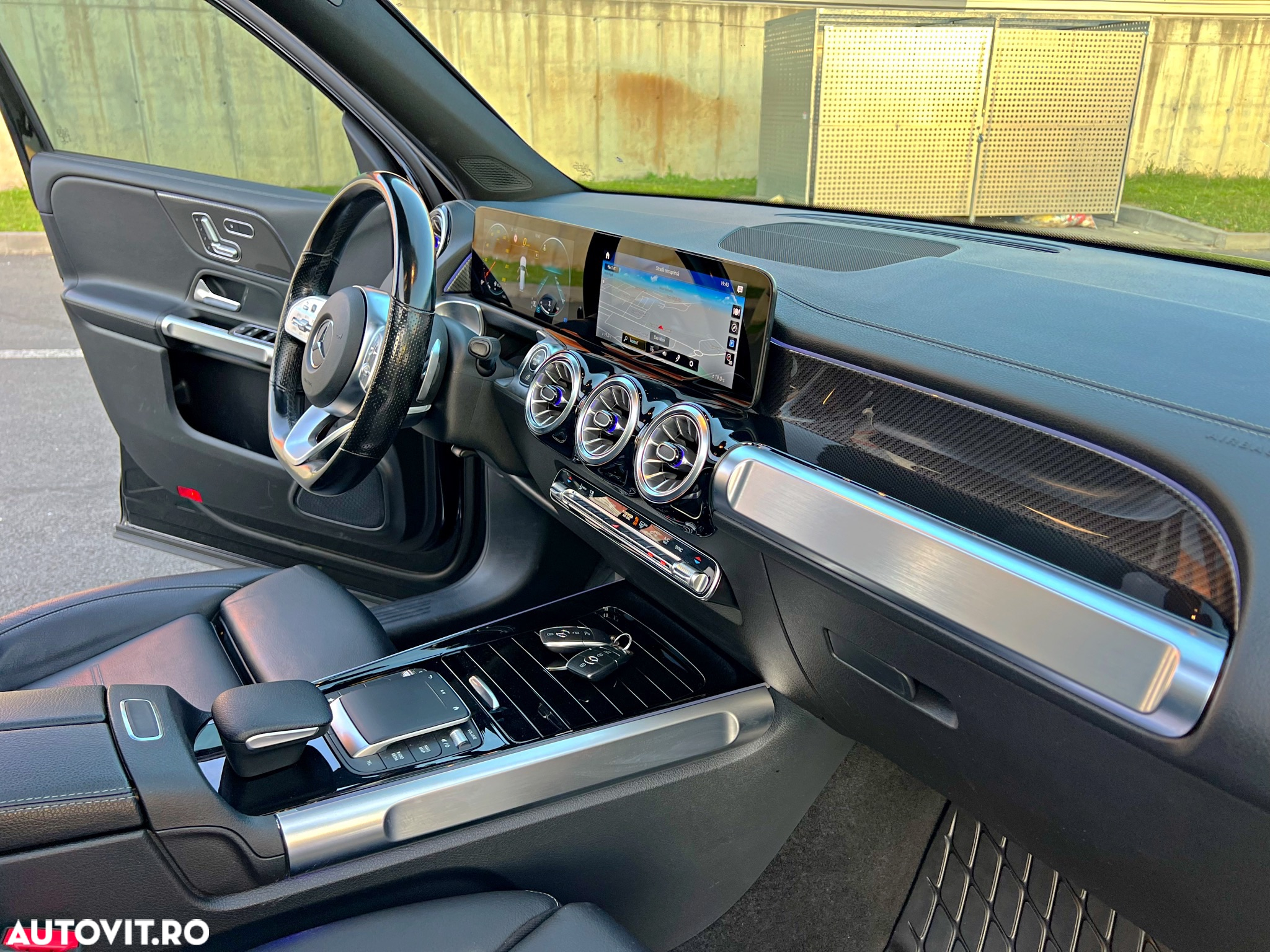 Mercedes-Benz GLB 220 d 4Matic 8G-DCT AMG Line - 19