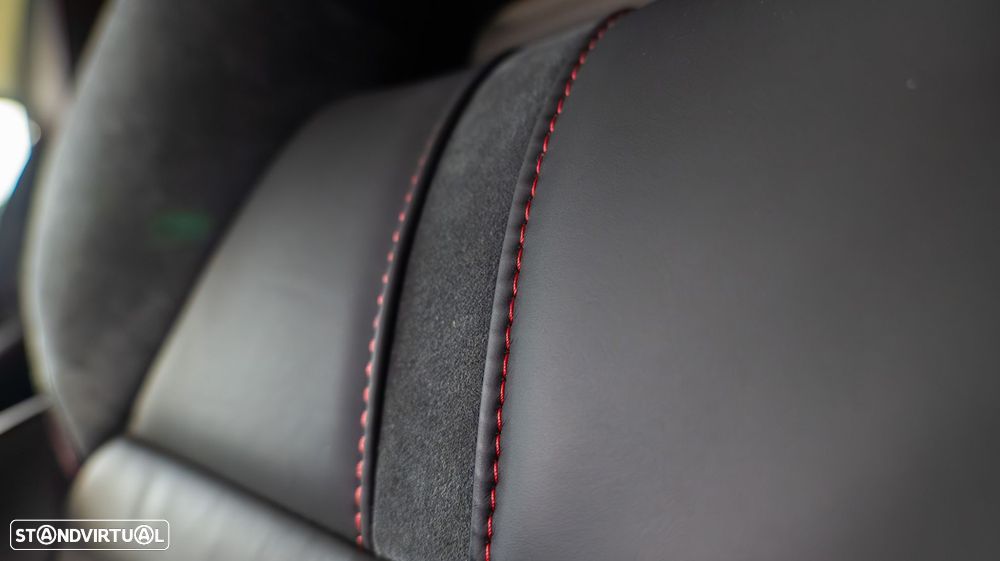 MG EHS 1.5 T-GDI Plug-in Hybrid Luxury - 34