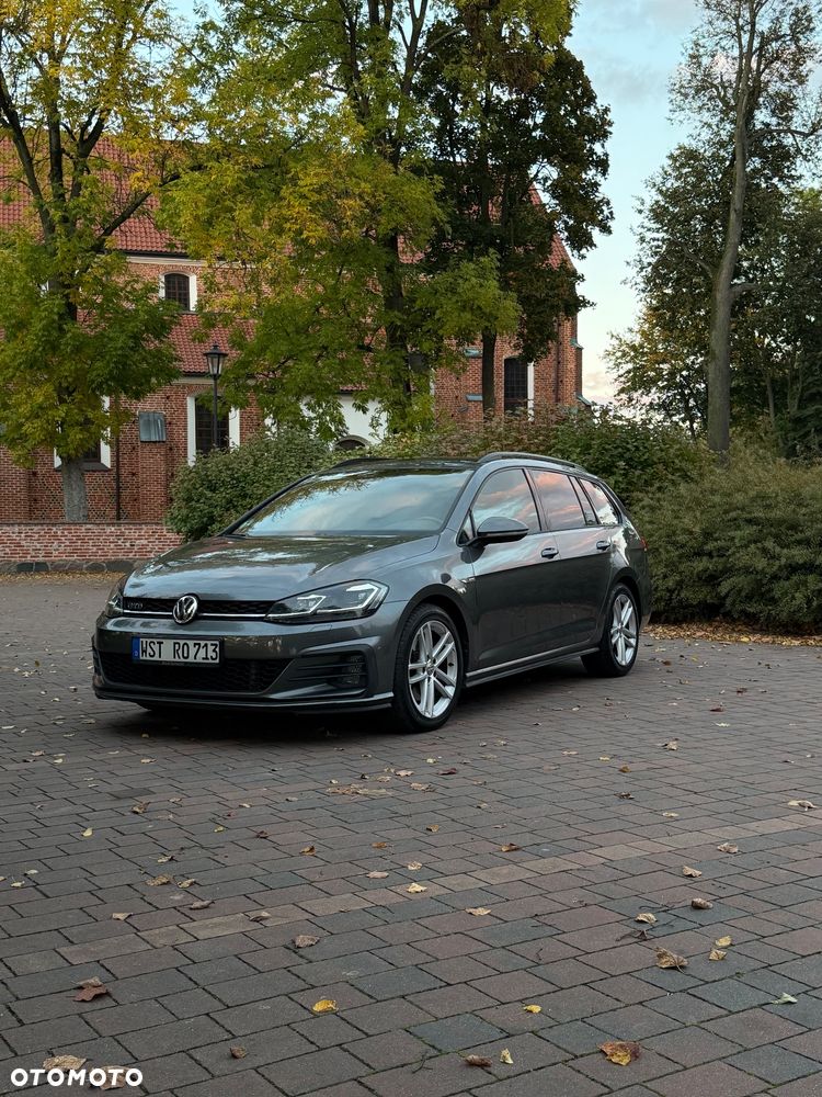 Volkswagen Golf - 5