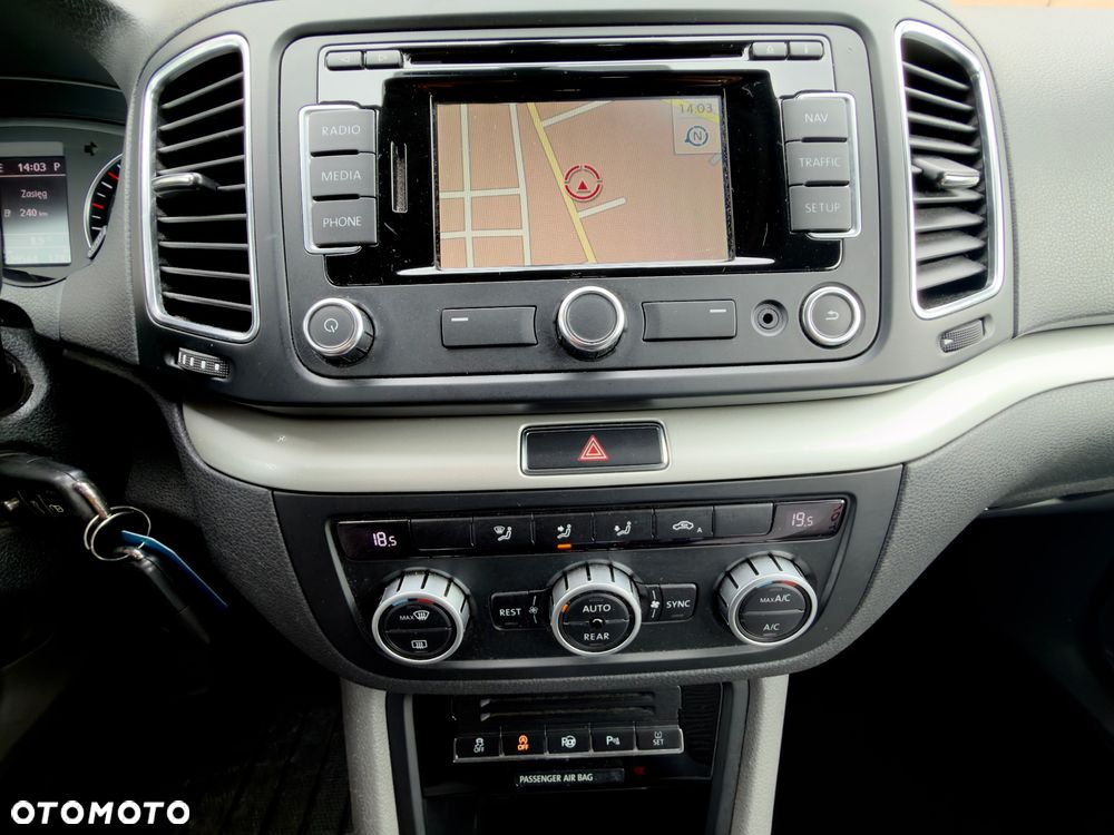 Seat Alhambra 2.0 TDI Reference DSG - 26