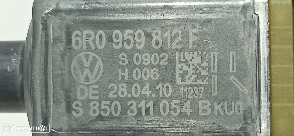 MOTOR ELEVADOR TRASEIRO DIREITO VOLKSWAGEN POLO (6R1) ADVANCE - 2