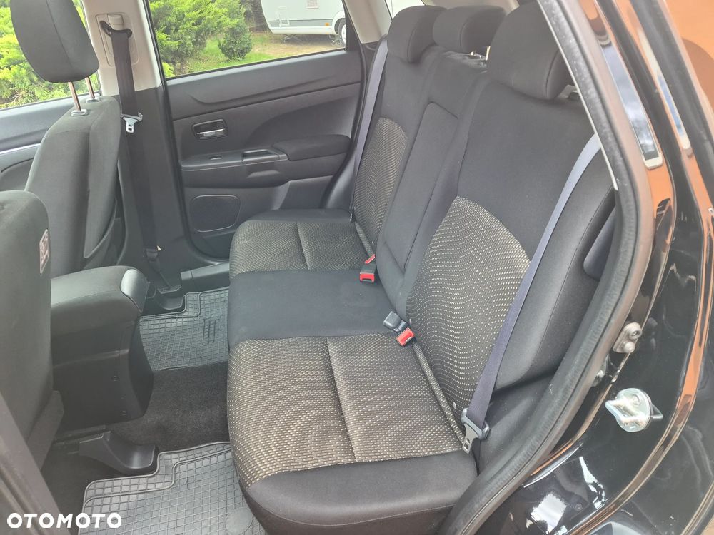 Mitsubishi ASX 1.6 Blue Sky Edition - 14