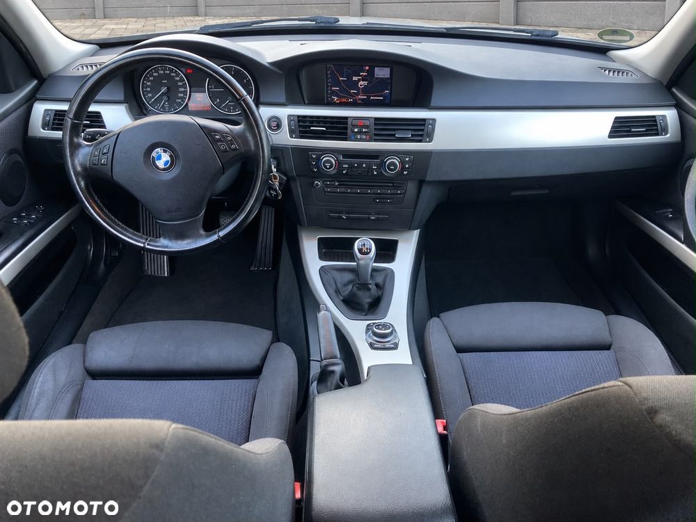 BMW Seria 3 - 28