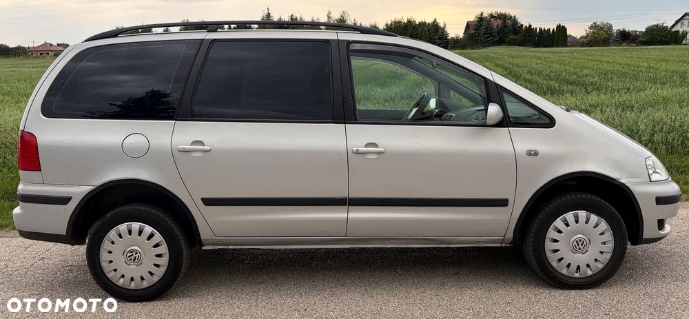 Volkswagen Sharan 1.9 TDI Comfortline Family - 8