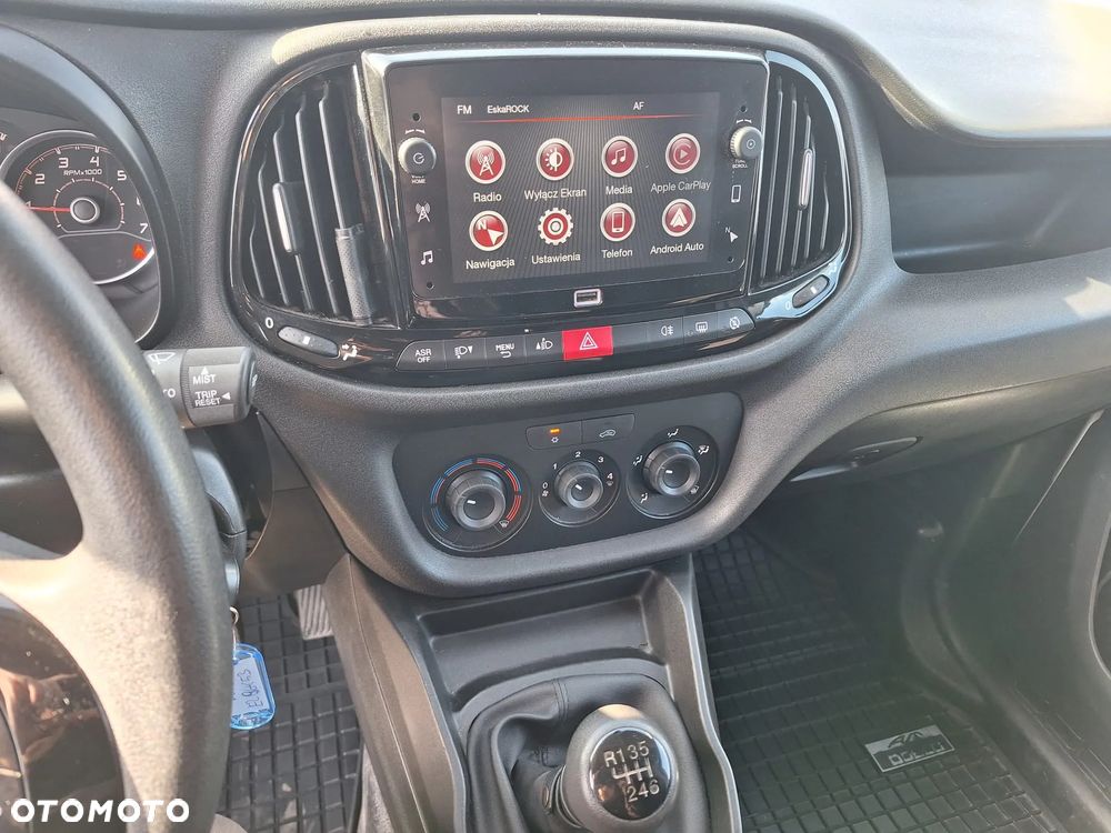 Fiat Doblo Maxi diesel 1,6 105KM blaszak 3 osobowy Krajowy FV23% - 14
