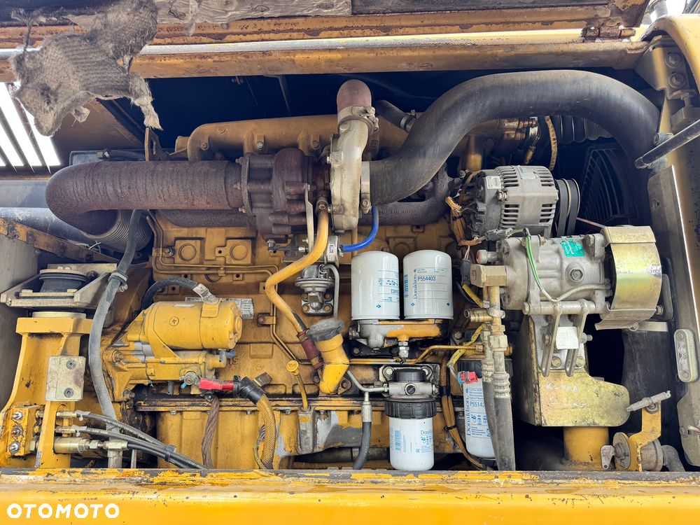 Caterpillar 318C - 14