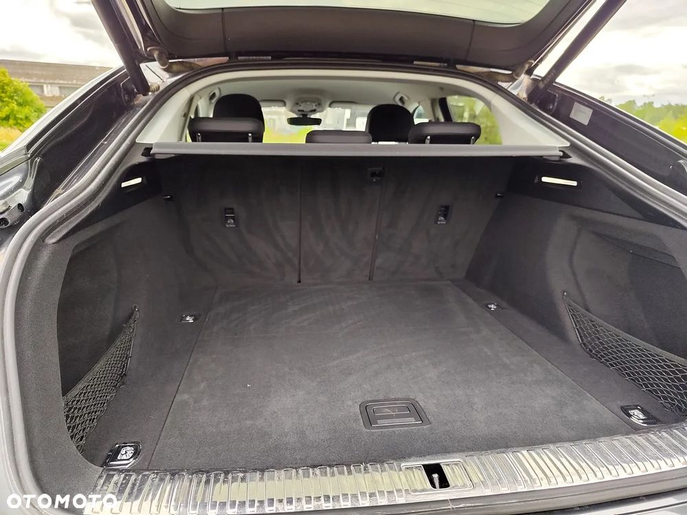 Audi e-tron Sportback 50 Quattro S Line - 12