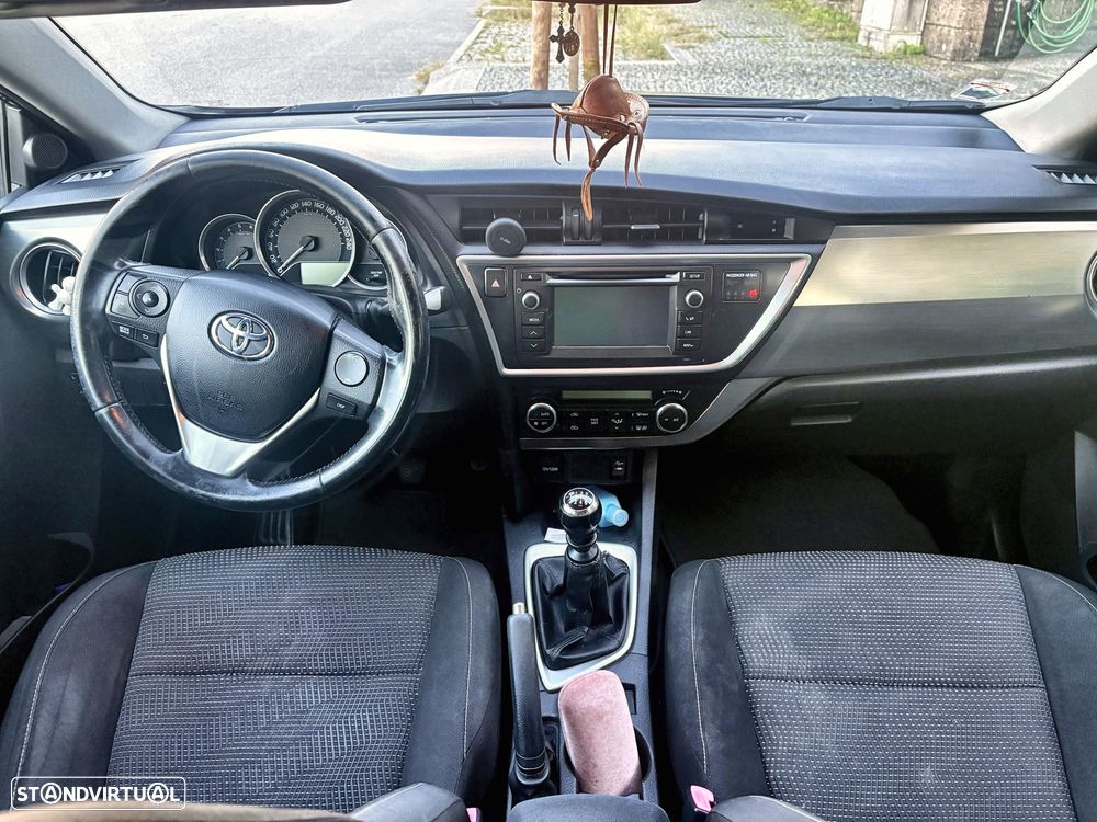 Toyota Auris Touring Sports 1.4 D-4D Comfort - 6