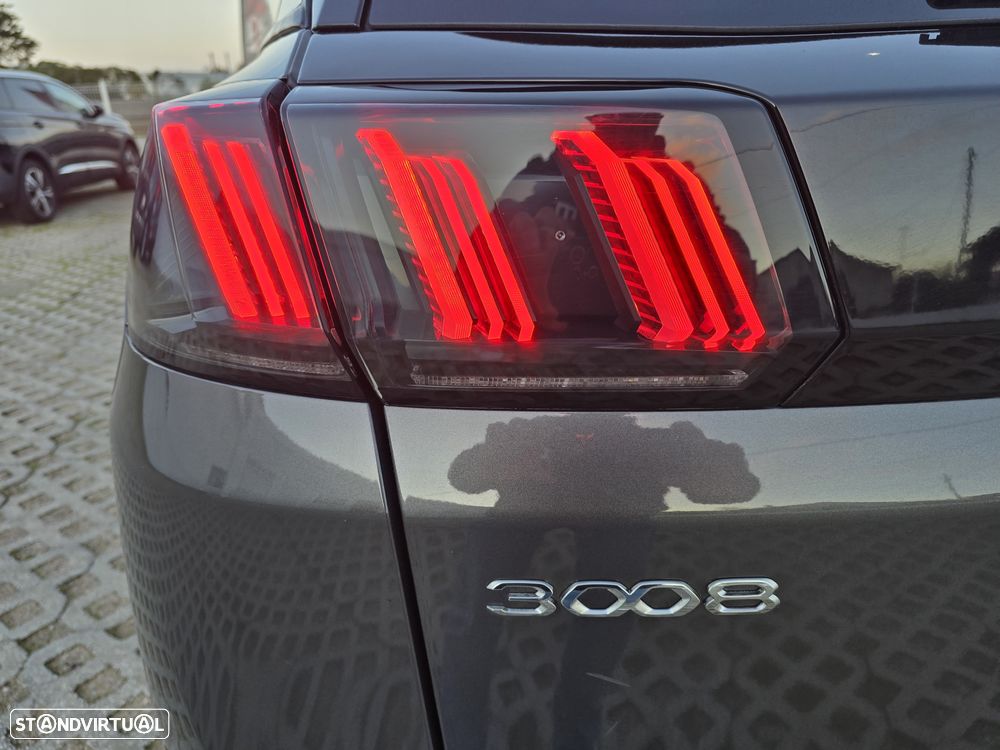 Peugeot 3008 BlueHDi 130 Stop & Start EAT8 Allure - 48
