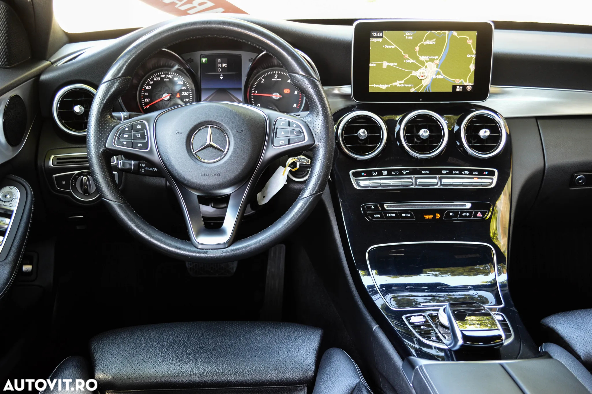 Mercedes-Benz C 180 (BlueTEC) d 7G-TRONIC Avantgarde - 32