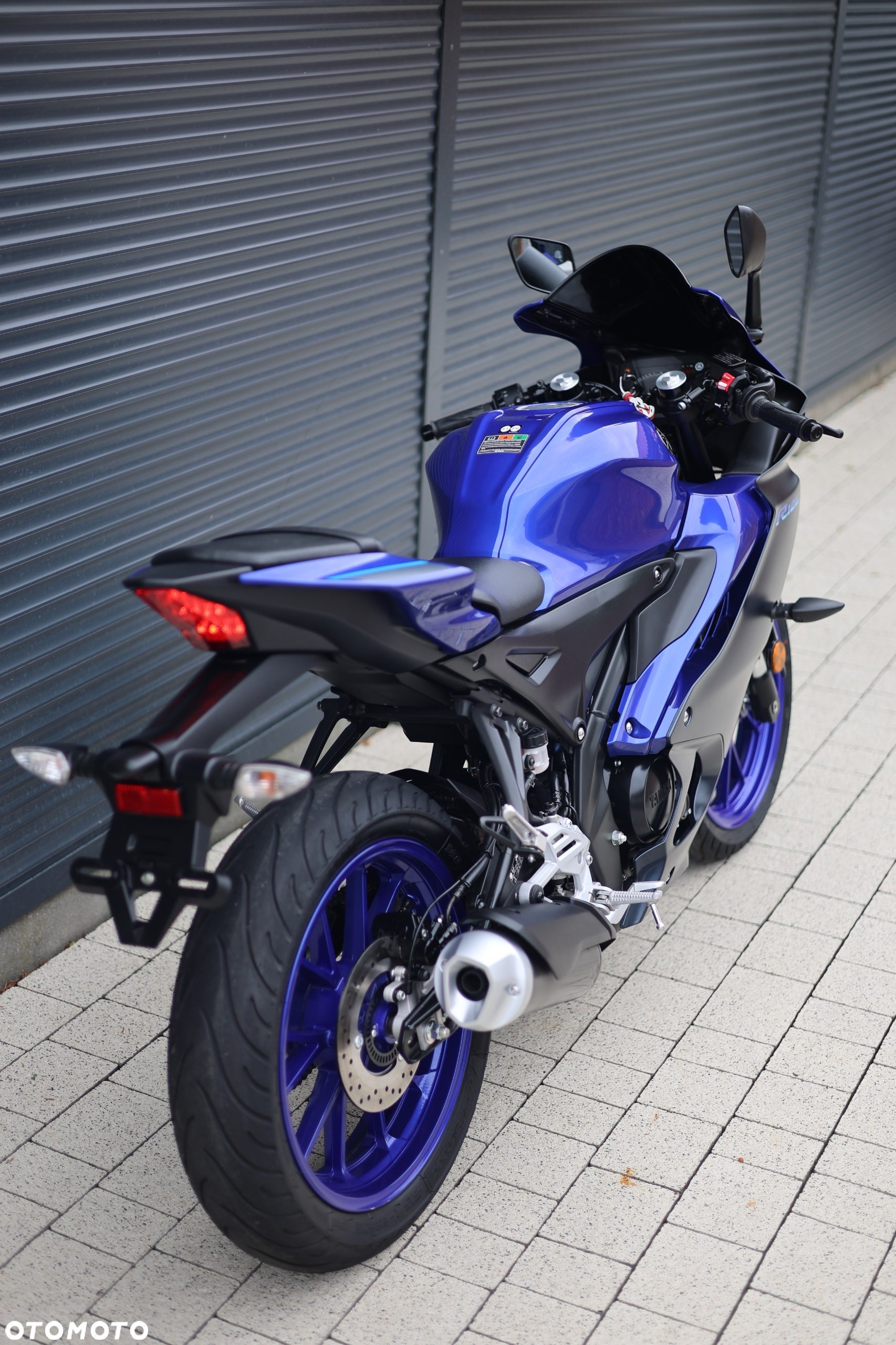 Yamaha YZF - 3