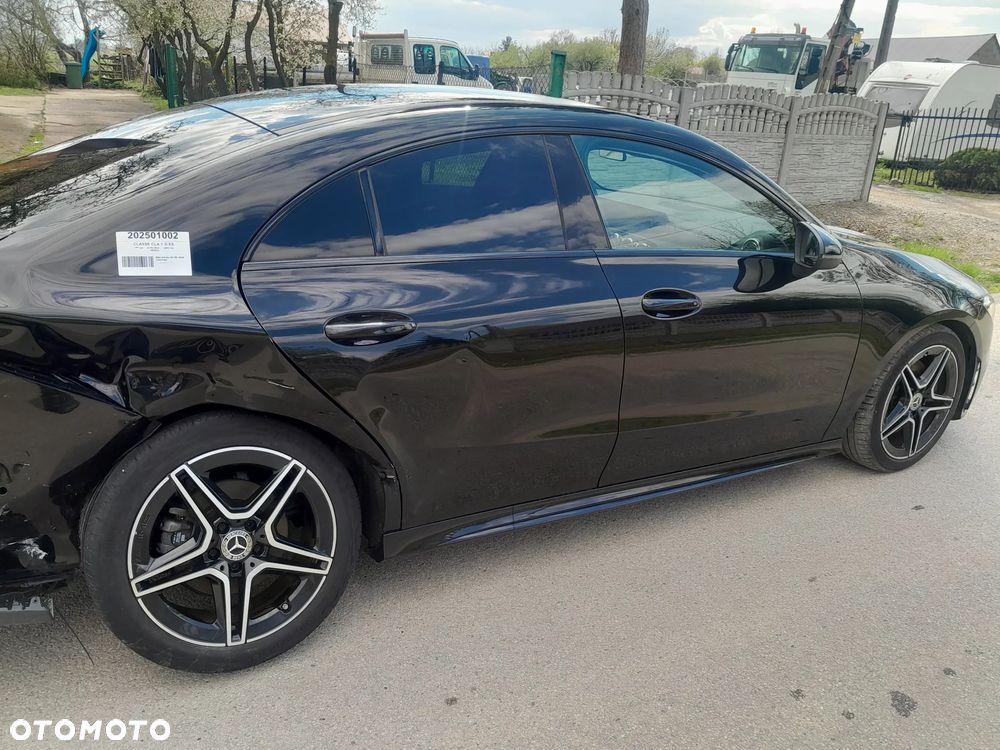 Mercedes-Benz CLA 200 7G-DCT AMG Line - 4