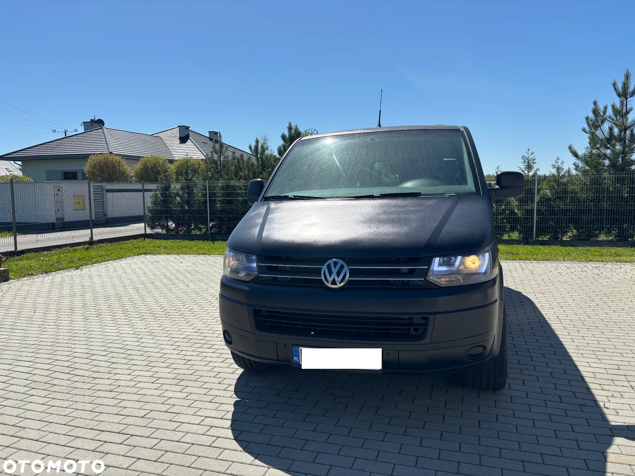Volkswagen Caravelle - 5