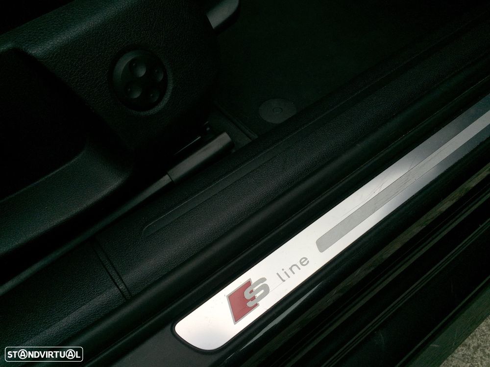 Audi A4 2.0 TDI Business Line S-line - 10