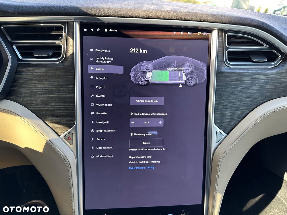 Tesla Model S Performance - 23