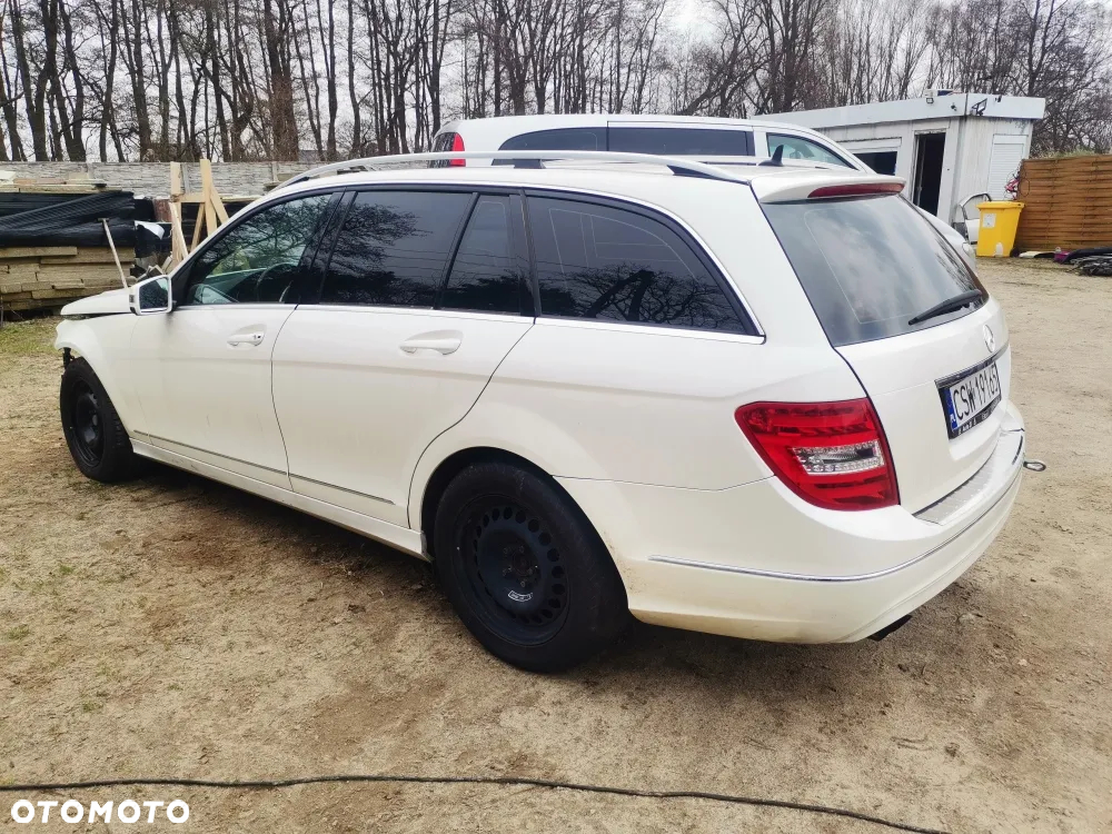 Mercedes-Benz Klasa C 200 CDI BlueEff Avantgarde - 2