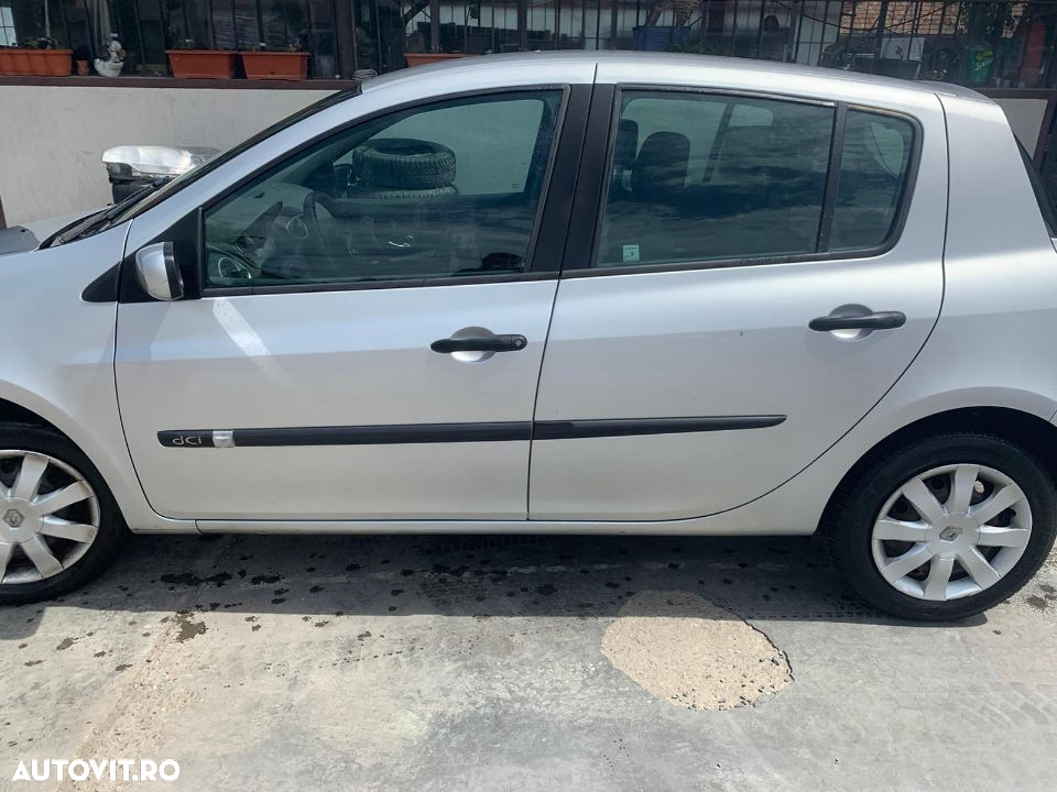 Dezmembram Renault Clio 3 1,5dci euro 3 - 3