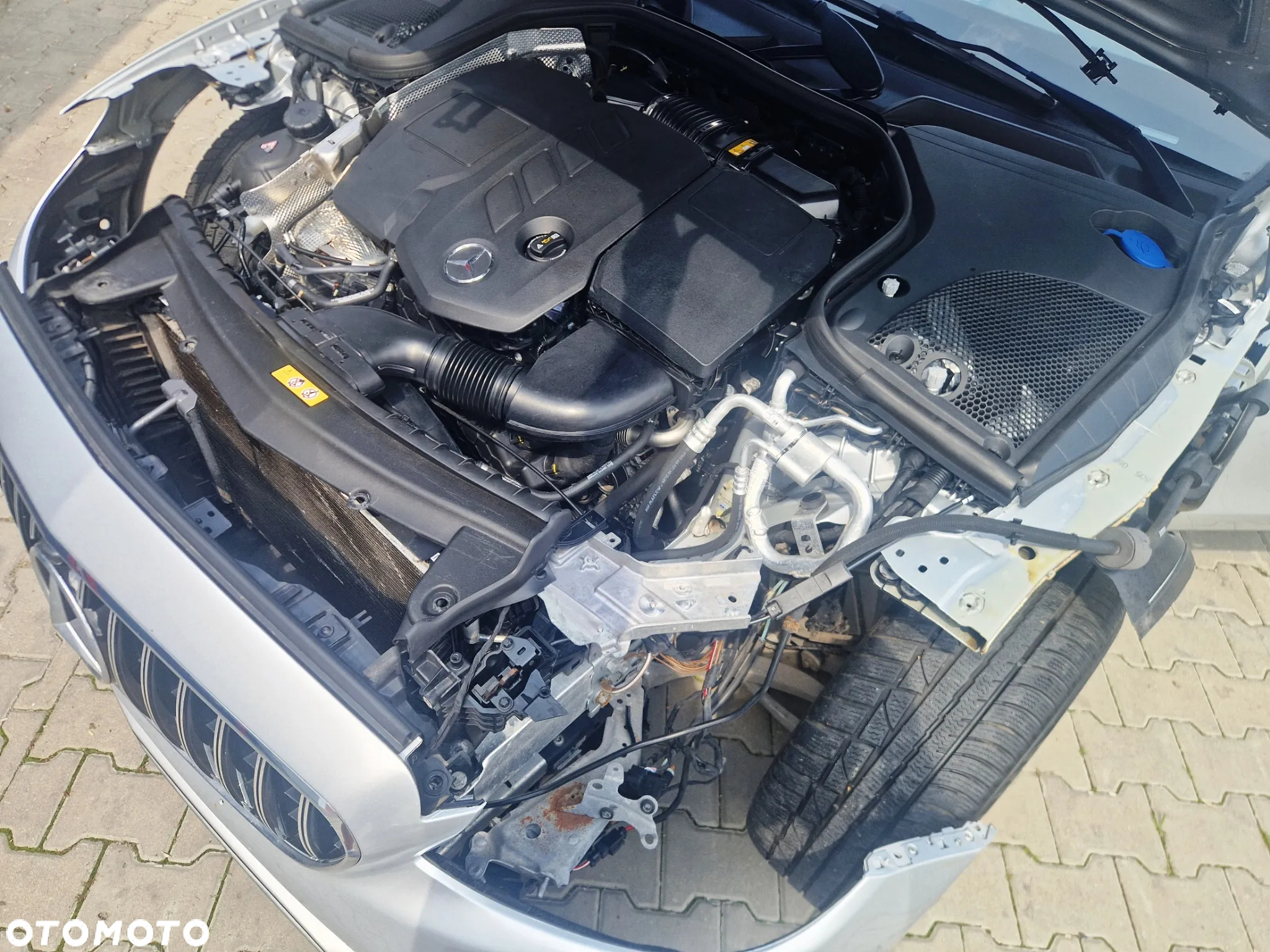 Mercedes-Benz Klasa E 200 d 9G-TRONIC - 18