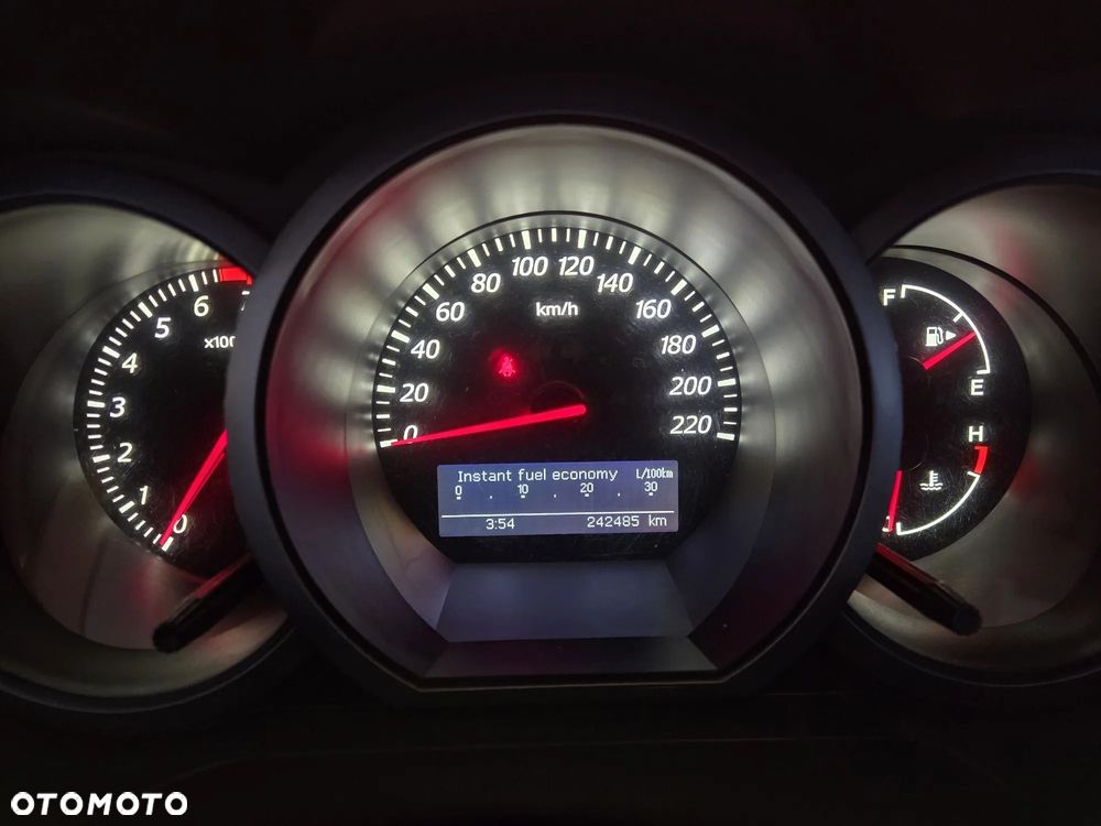 Suzuki Grand Vitara - 10